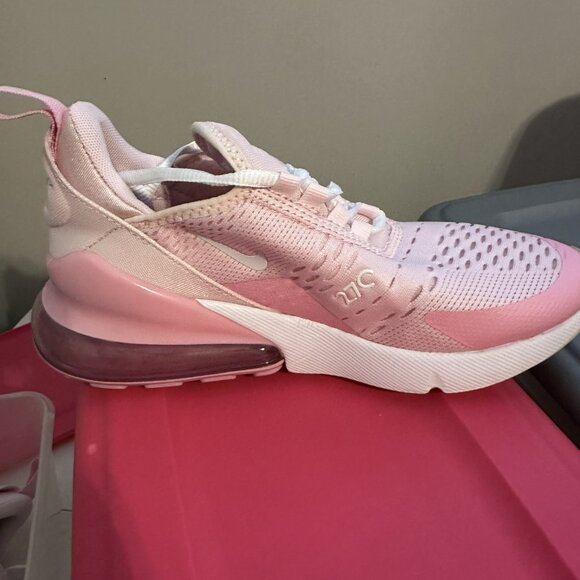 Nike Air Max 270 - Picture 1 of 4
